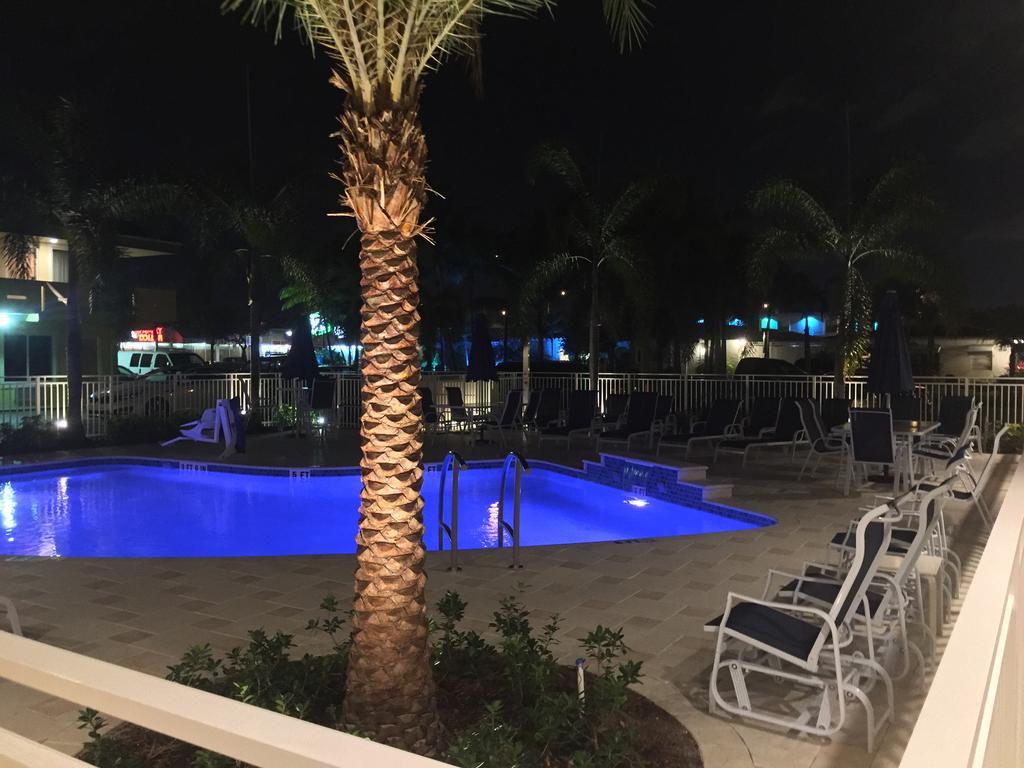Curtis Inn & Suites Hollywood Zewnętrze zdjęcie